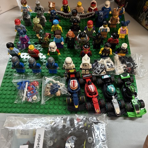 Lego minifigure bundle 4 - lego,